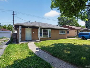 3509 Cherokee Avenue, Flint, MI 48507