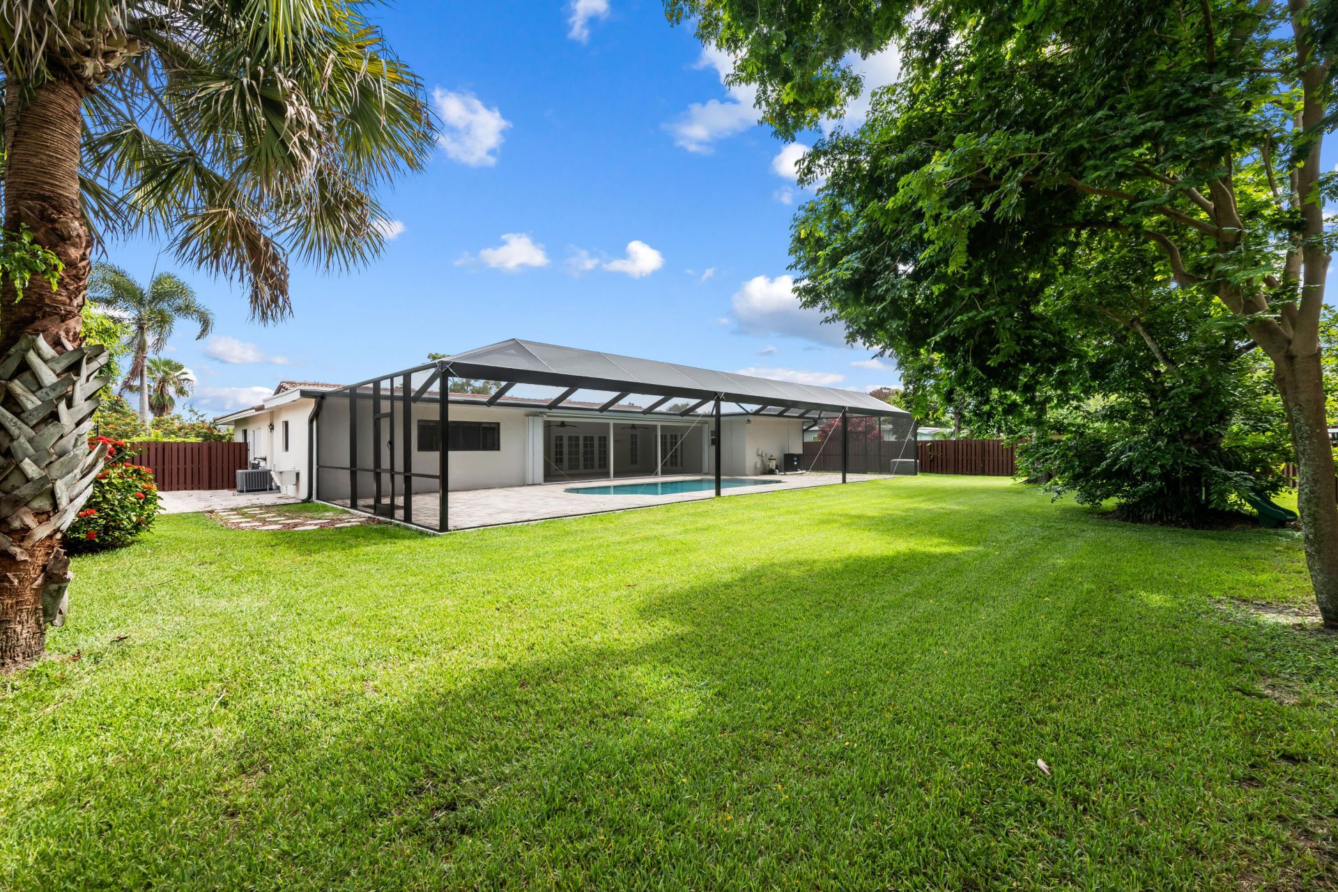 5720 SW 7th Street, Plantation, FL 33317 Photo