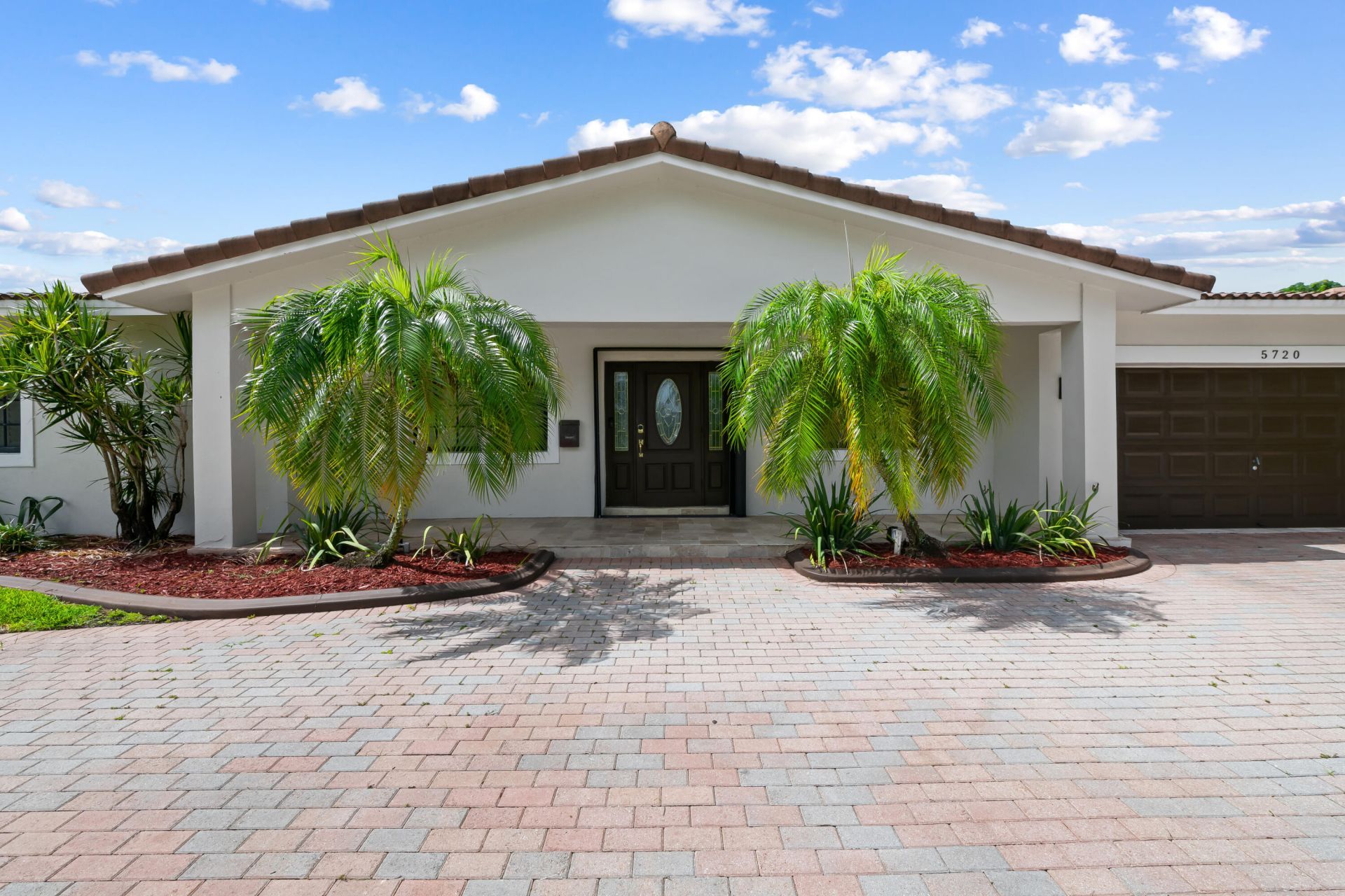 5720 SW 7th Street, Plantation, FL 33317 Photo