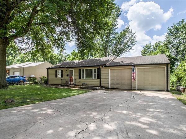 12710 7TH Street, Grandview, MO 64030