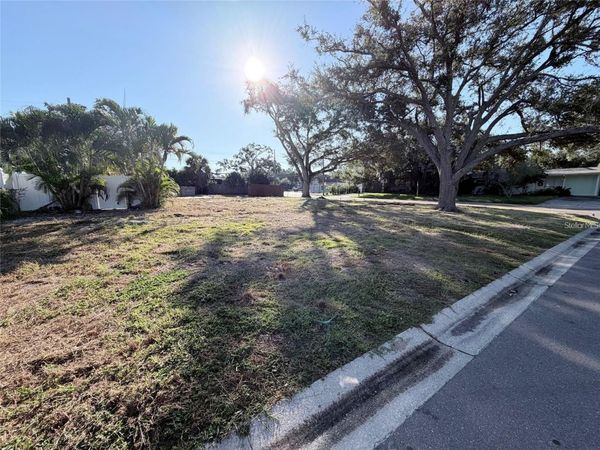 3626 S OMAR AVENUE , TAMPA, FL 33629