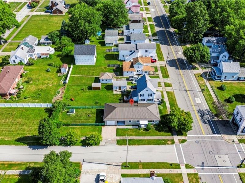 240 Russell Road, Conneaut, OH 44030 Photo 8