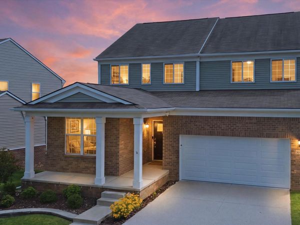 30169 Macintosh Lane, New Hudson, MI 48165
