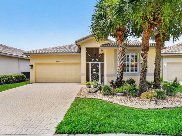 9575 Sandpiper Shores Way, West Palm Beach, FL 33411