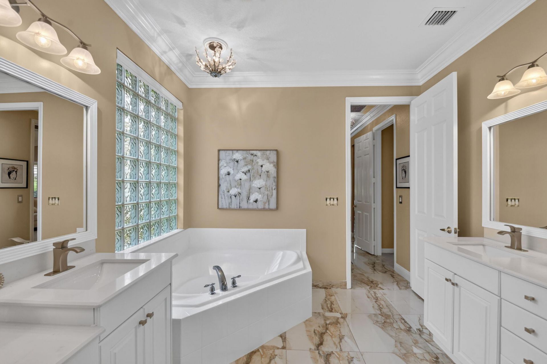 9575 Sandpiper Shores Way, West Palm Beach, FL 33411 Photo
