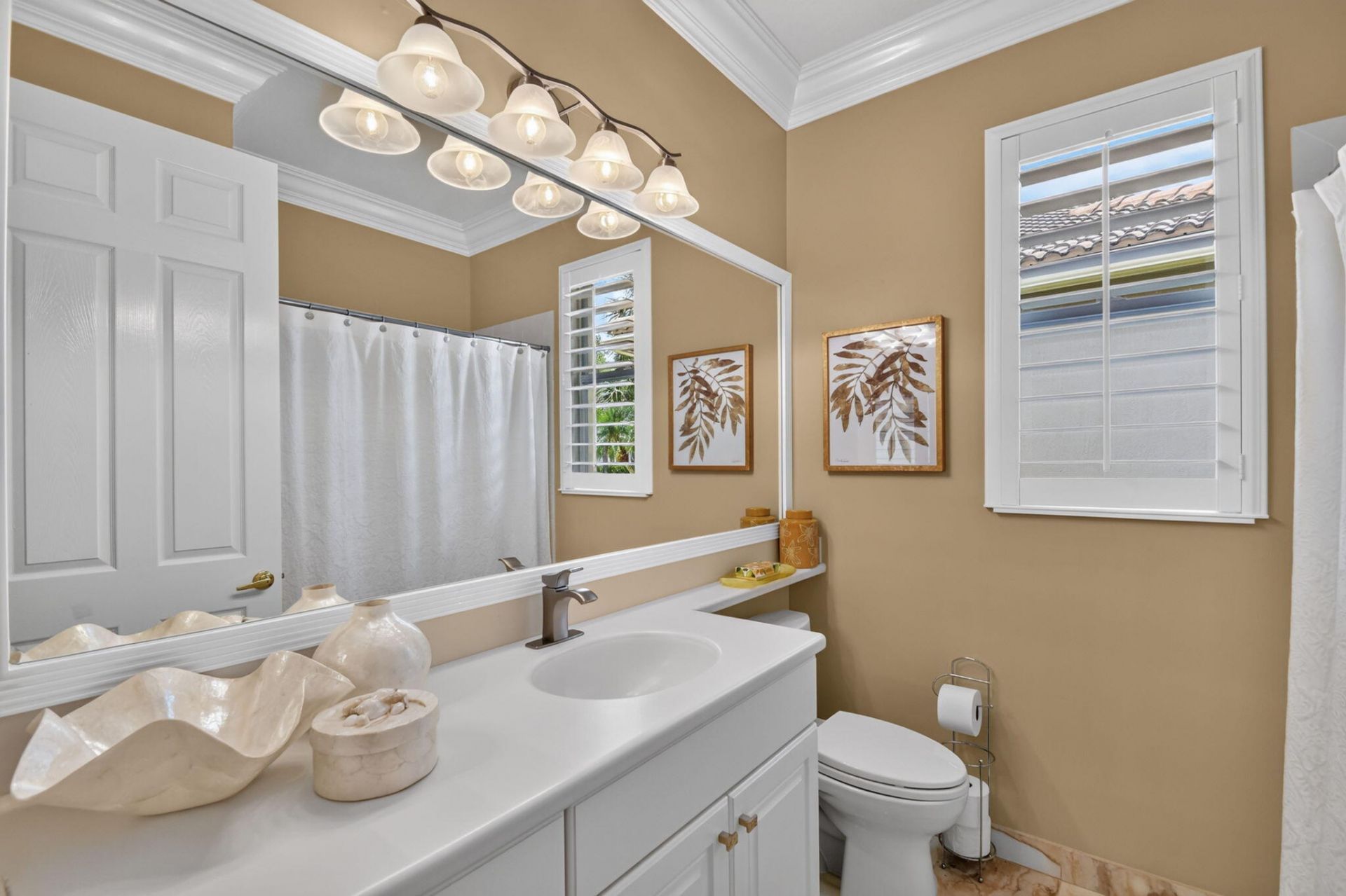 9575 Sandpiper Shores Way, West Palm Beach, FL 33411 Photo