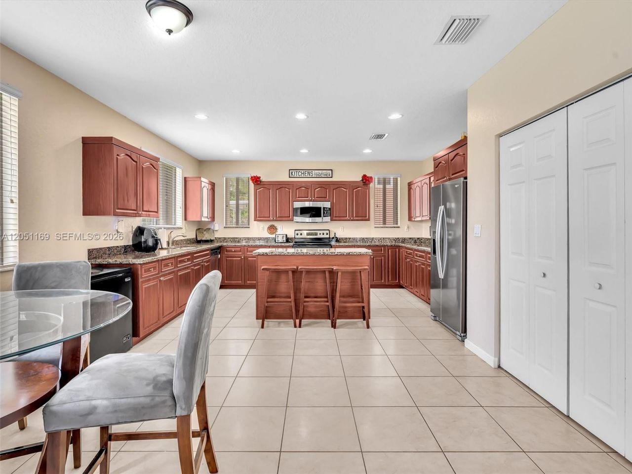 912 NW 204th St, Miami Gardens, FL 33169 Photo