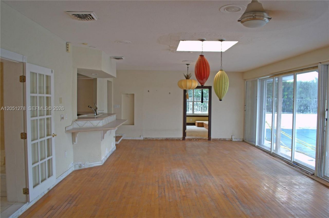 2811 NE 57th St, Fort Lauderdale, FL 33308 Photo