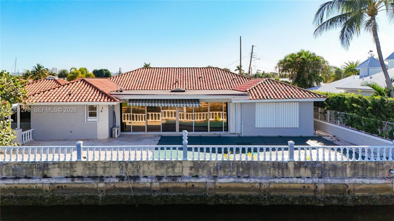2811 NE 57th St, Fort Lauderdale, FL 33308 Photo