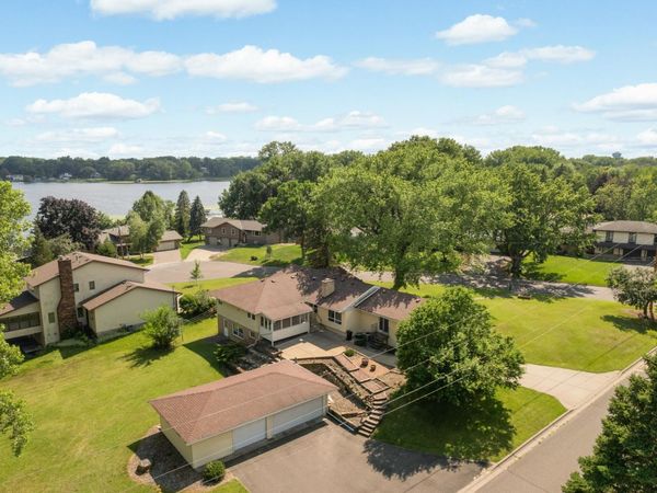 2878 Meadowlark Lane, Maplewood, MN 55109