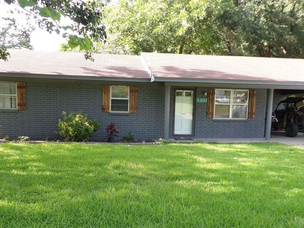 4406 Coronet Street , Crossett, AR 71635