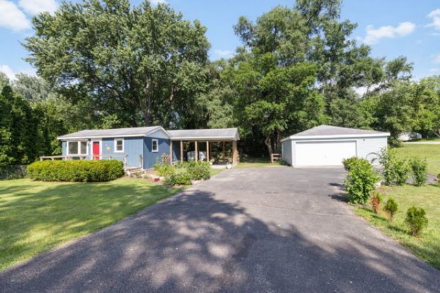 2610 Walnut Drive, Wonder Lake, IL 60097 Main Photo