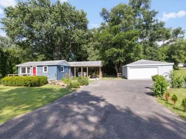 2610 Walnut Drive , Wonder Lake, IL 60097