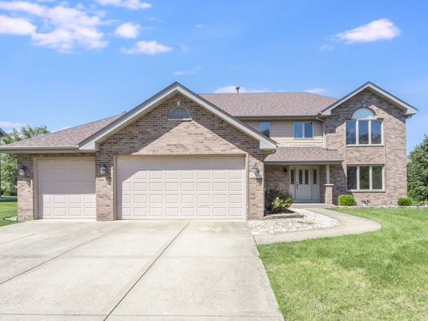 8284 BROOKHAVEN Drive , Frankfort, IL 60423