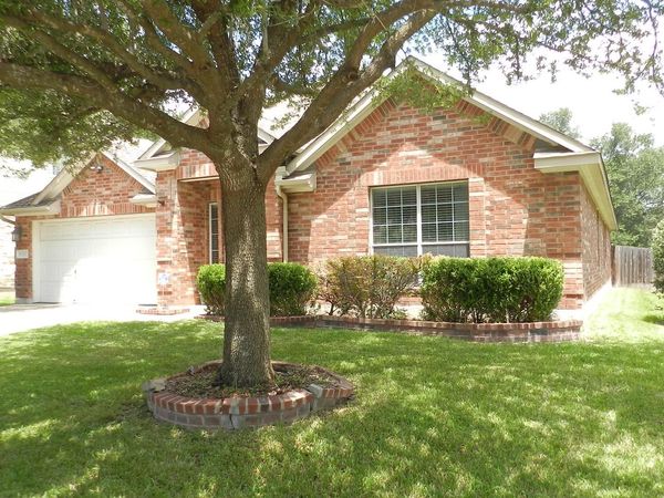 613 Hickory Run DR, Cedar Park, TX 78613