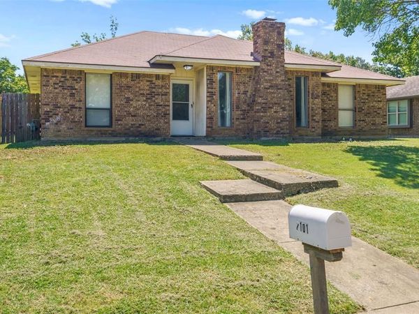 2101 Camellia Street, Denton, TX 76205