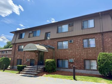 45 Log Street, Unit 2F, Manchester, NH 03102