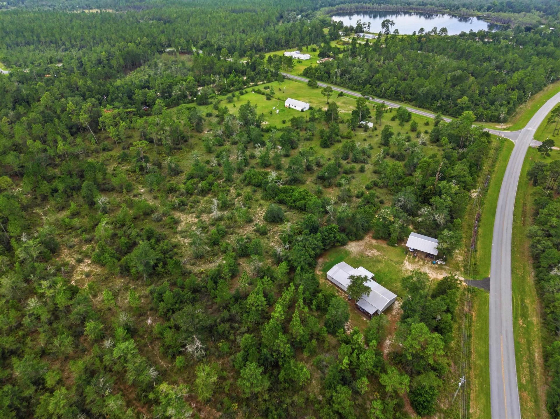 22457 NW Valencia Drive , Altha, FL 32421 Photo