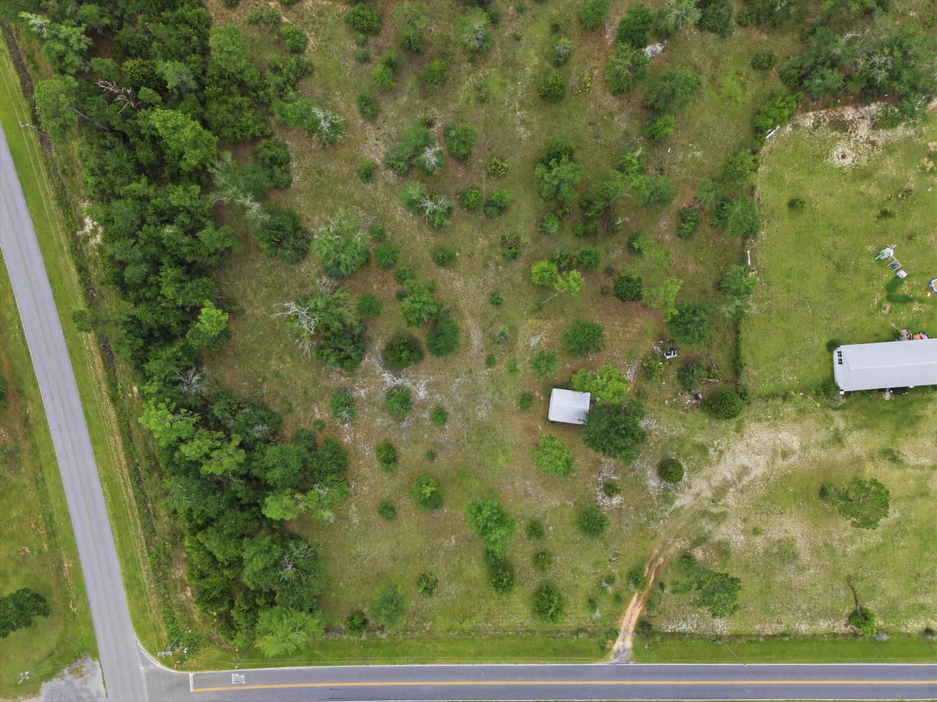 22457 NW Valencia Drive , Altha, FL 32421 Photo