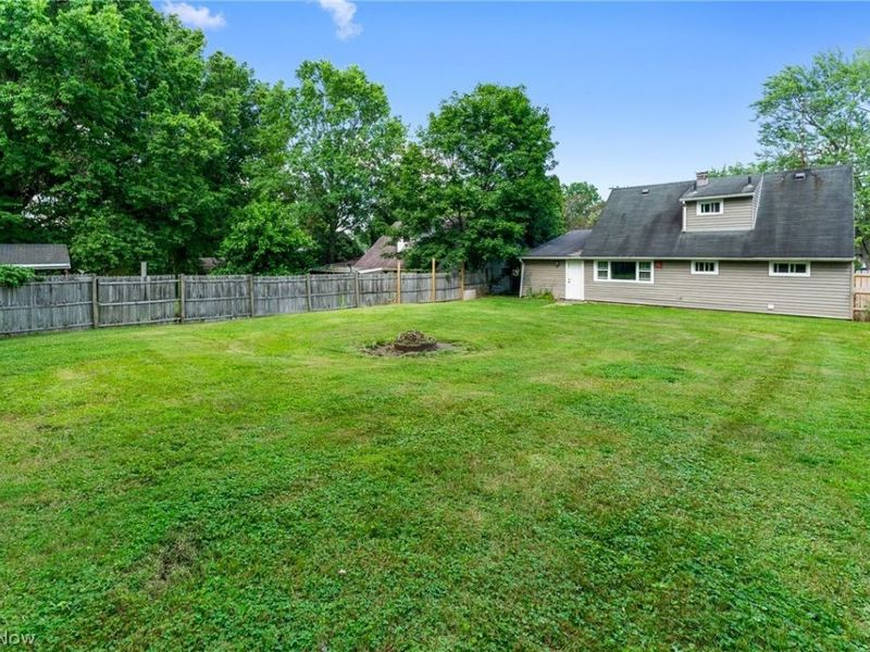 3524 Champlain Avenue, Youngstown, OH 44502 Photo 2