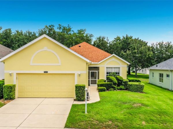 25206 ORMOND COURT , LEESBURG, FL 34748