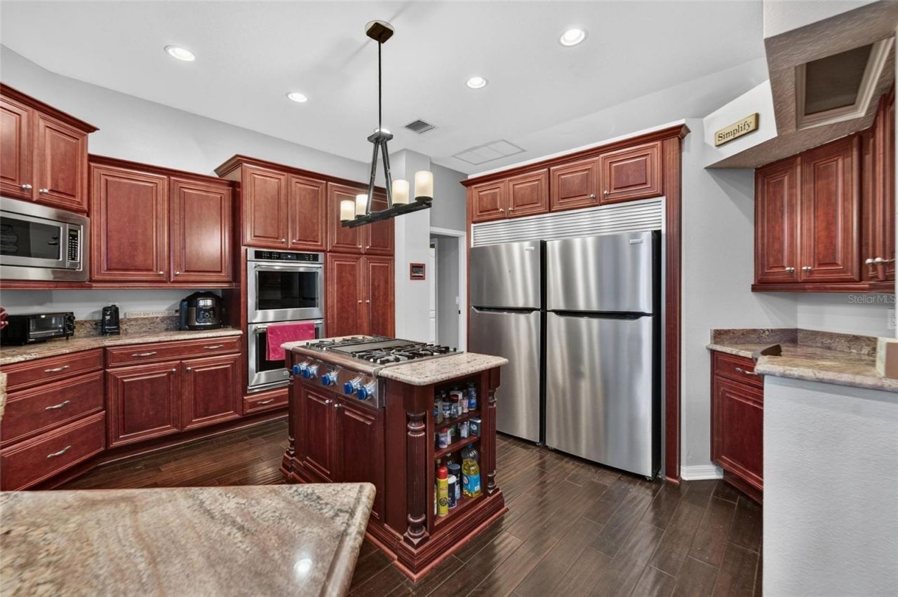 13020 Shadow Run Boulevard , Riverview, FL 33569 Photo