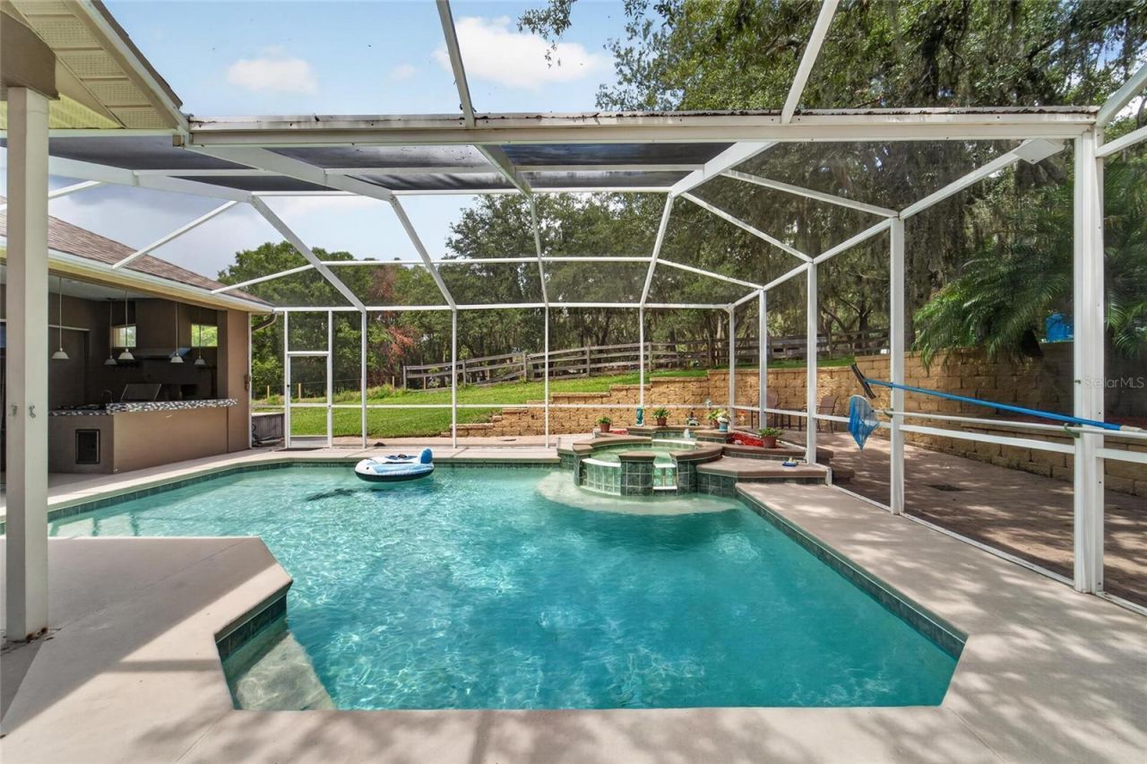 13020 Shadow Run Boulevard , Riverview, FL 33569 Photo