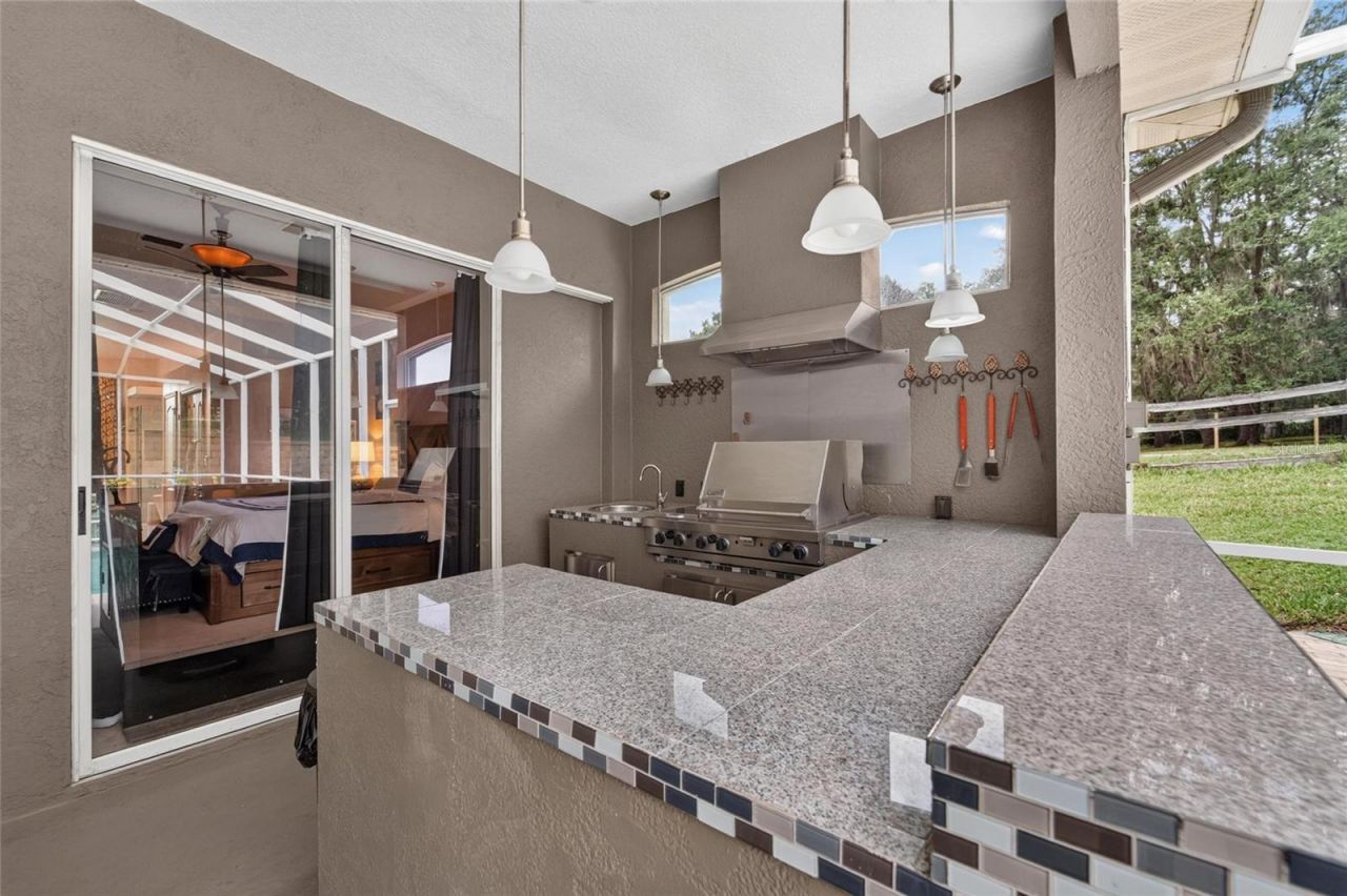 13020 Shadow Run Boulevard , Riverview, FL 33569 Photo