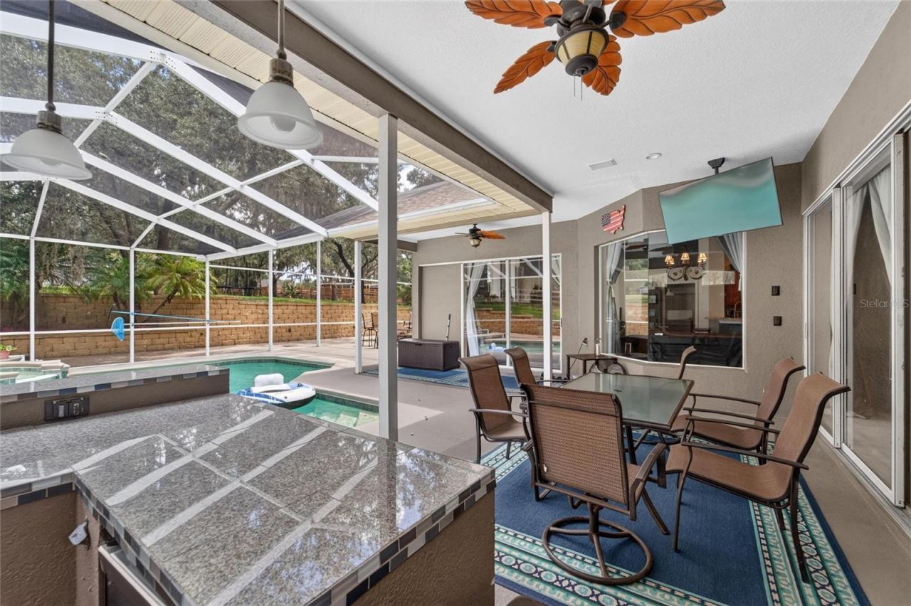 13020 Shadow Run Boulevard , Riverview, FL 33569 Photo