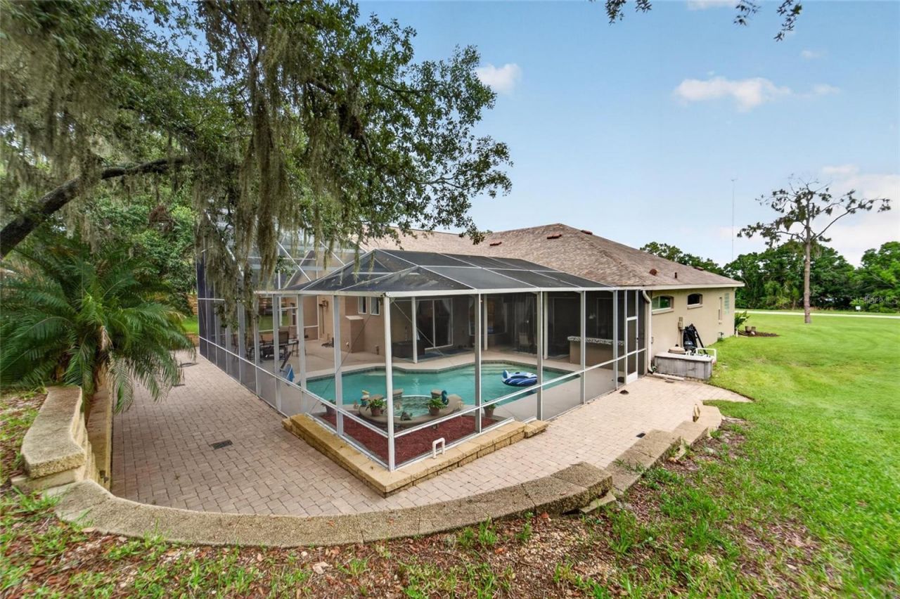 13020 Shadow Run Boulevard , Riverview, FL 33569 Photo