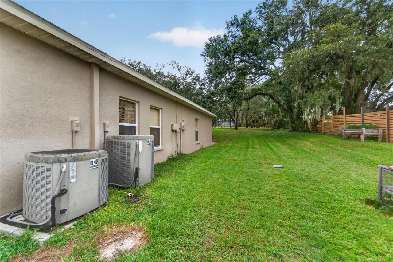 13020 Shadow Run Boulevard , Riverview, FL 33569 Photo