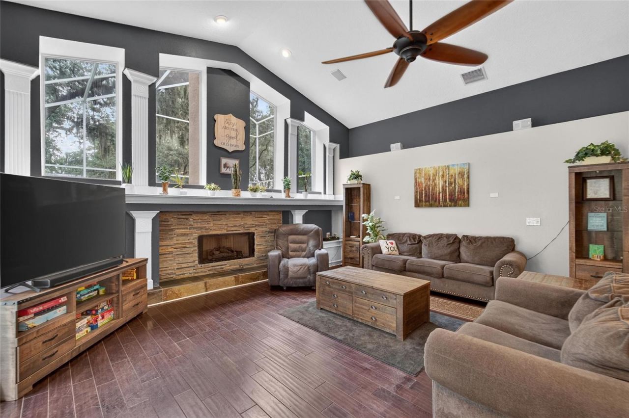 13020 Shadow Run Boulevard , Riverview, FL 33569 Photo