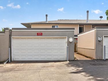 1272 Trailwood S, Hopkins, MN 55343