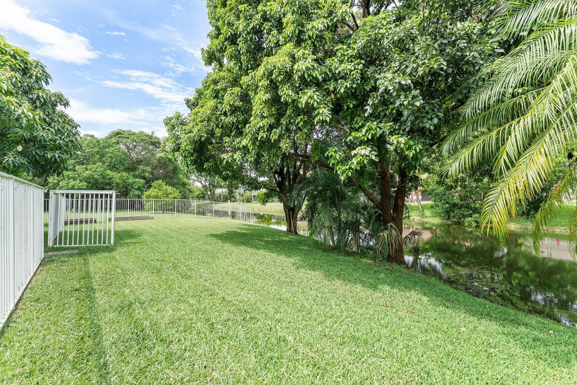 5165 NW 50th Terrace, Coconut Creek, FL 33073 Photo