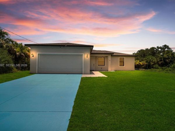 1109 N HILTON CIR, La Belle, FL 33935