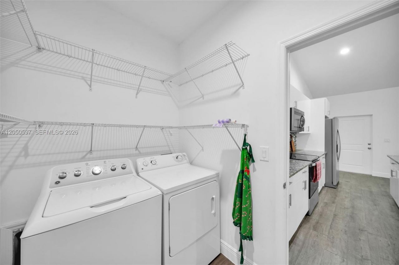 1109 N Hilton Cir, La Belle, FL 33935 Photo