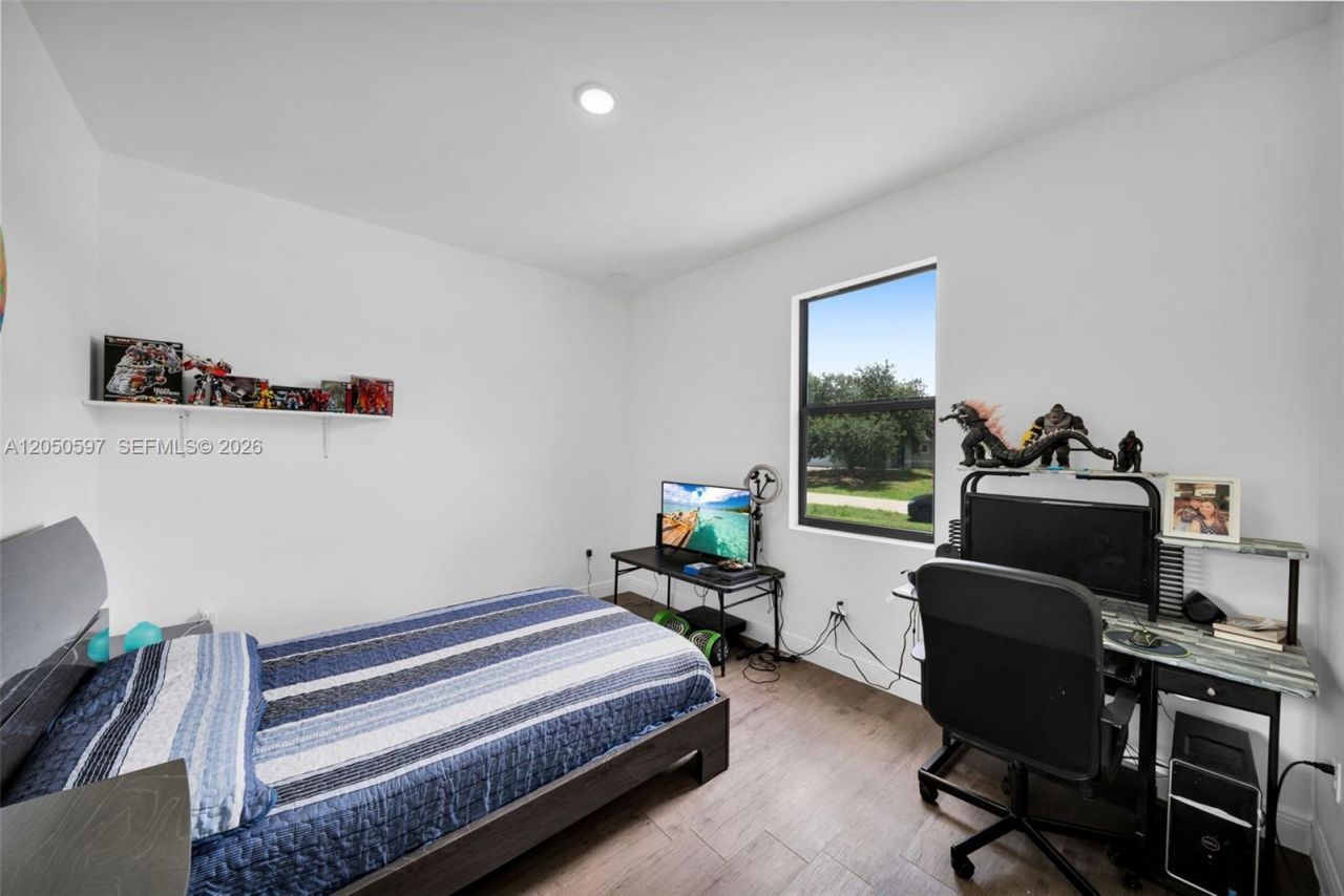 1109 N Hilton Cir, La Belle, FL 33935 Photo