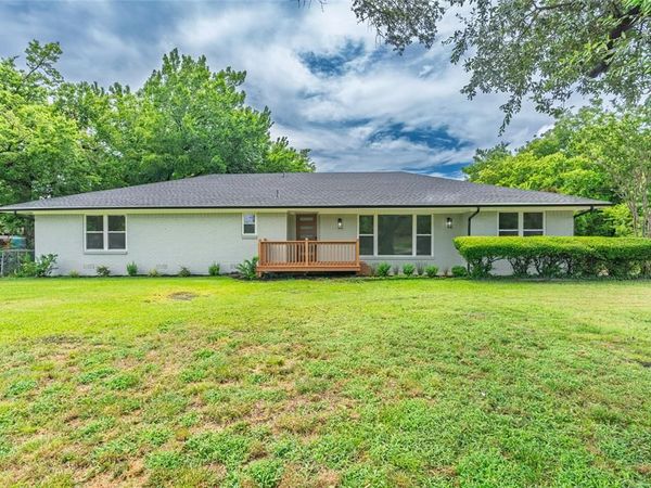 5208 Stonewall Street , Greenville, TX 75402
