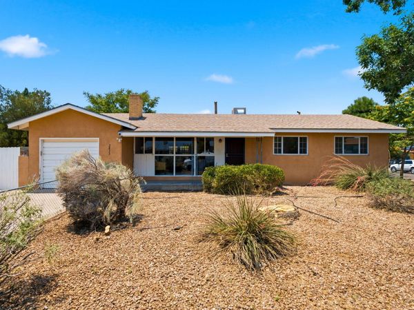 2833 Madeira Drive NE, Albuquerque, NM 87110