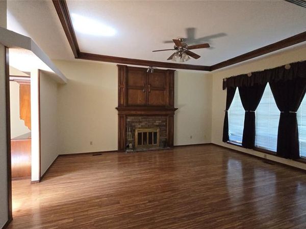 9809 S Brookline Avenue, Oklahoma City, OK 73159