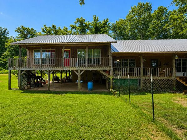 84 Oatis Camp Ln., Columbia, MS 39429