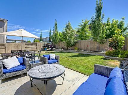 4024 Fairgrove Ln, Roseville, CA 95747 Photo