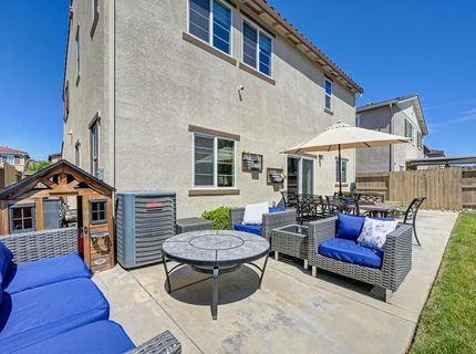 4024 Fairgrove Ln, Roseville, CA 95747 Photo