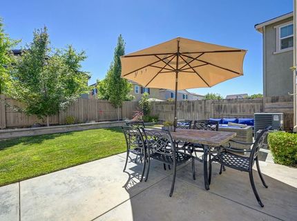 4024 Fairgrove Ln, Roseville, CA 95747 Photo