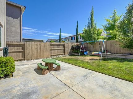 4024 Fairgrove Ln, Roseville, CA 95747 Photo