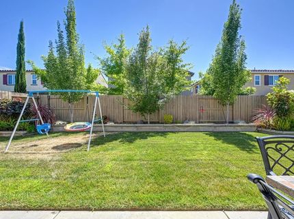 4024 Fairgrove Ln, Roseville, CA 95747 Photo