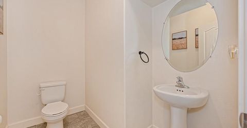 4024 Fairgrove Ln, Roseville, CA 95747 Photo