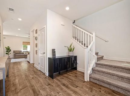 4024 Fairgrove Ln, Roseville, CA 95747 Photo