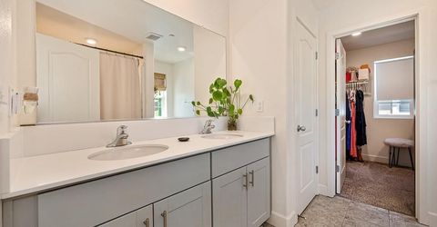 4024 Fairgrove Ln, Roseville, CA 95747 Photo