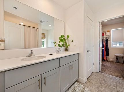 4024 Fairgrove Ln, Roseville, CA 95747 Photo